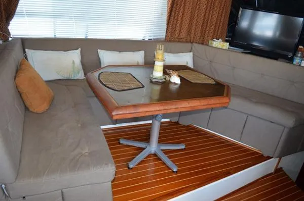 Slide: The Image of Bayliner 3888 Flybridge Motor Yacht 1990 - 1