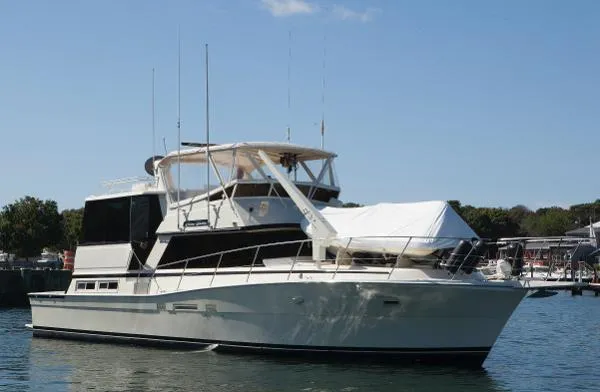 Slide: The Image of Viking 50 Cockpit Motoryacht 1985 - 1