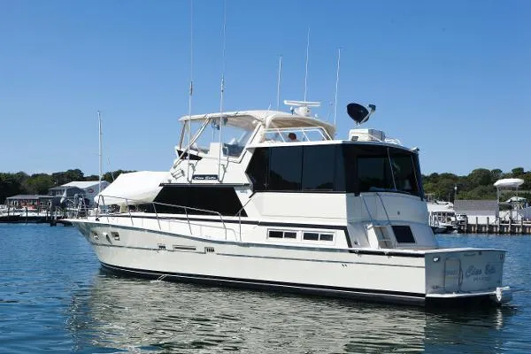 Slide: The Image of Viking 50 Cockpit Motoryacht 1985 - 5