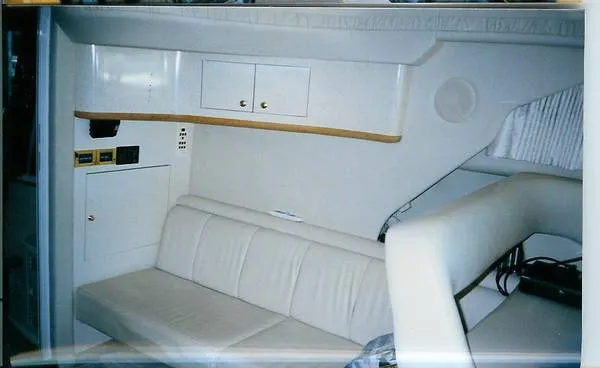 Slide: The Image of Sea Ray 400 Sedan Bridge 1997 - 11