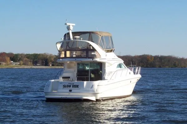 Slide: The Image of Sea Ray 400 Sedan Bridge 1997 - 2