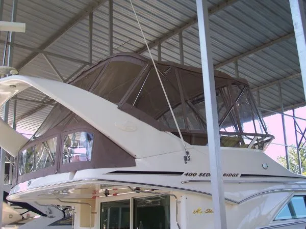 Slide: The Image of Sea Ray 400 Sedan Bridge 1997 - 6