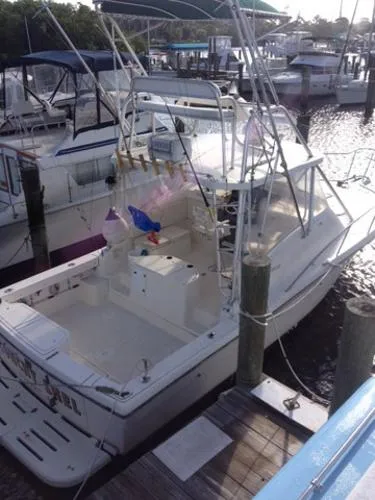 Slide: The Image of Pursuit 3000 Offshore 1997 - 4