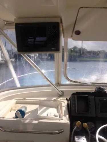Slide: The Image of Pursuit 3000 Offshore 1997 - 6