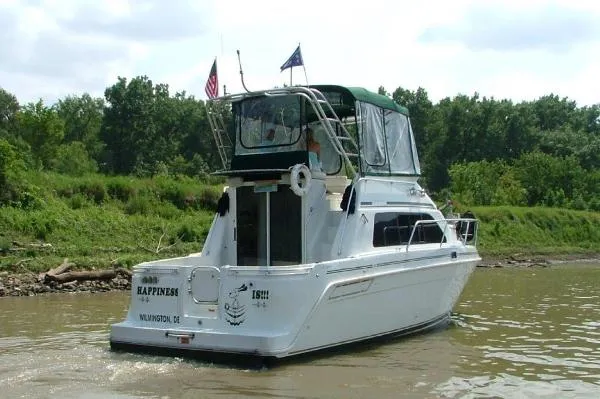 Slide: The Image of Mainship Flybridge 1995 - 3