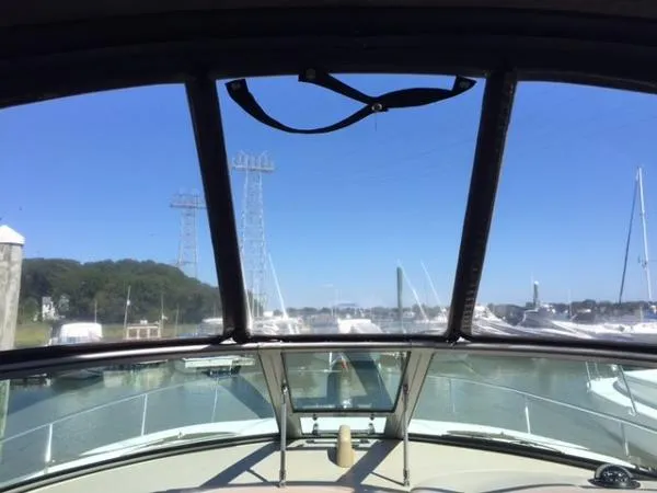 Slide: The Image of Sea Ray 320 Sundancer 2003 - 4