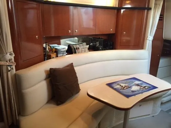 Slide: The Image of Sea Ray 320 Sundancer 2003 - 9