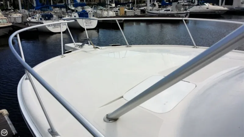 Slide: The Image of Luhrs 320 Open 2001 - 9