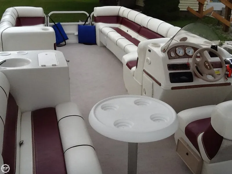 Slide: The Image of Bentley Pontoons 243 Cruise 2006 - 6