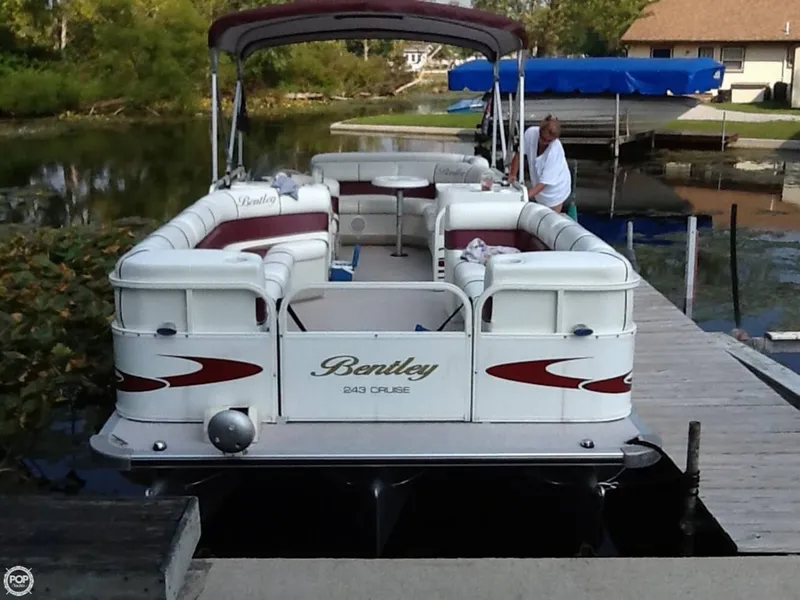 Slide: The Image of Bentley Pontoons 243 Cruise 2006 - 9