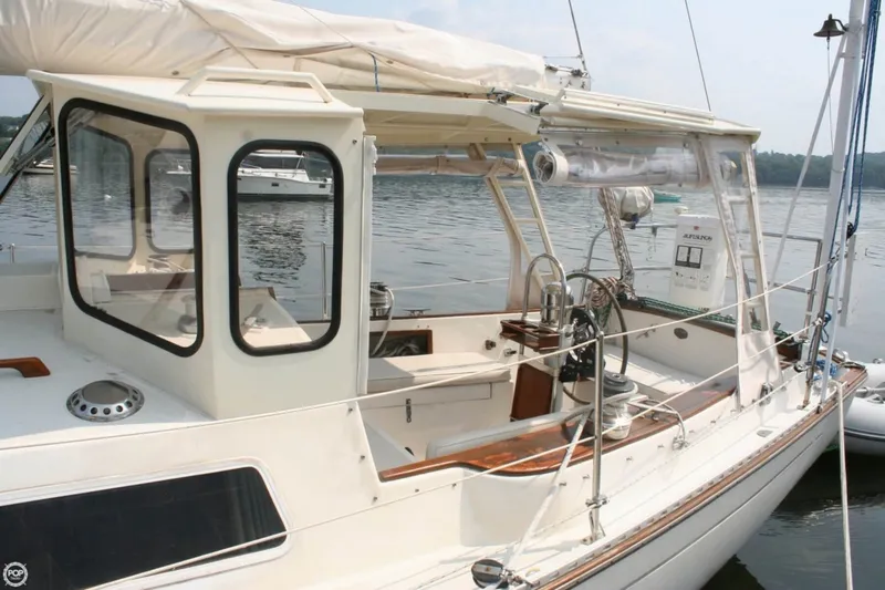 Slide: The Image of Cabot 36 Cutter Rig 1978 - 5