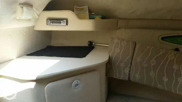 Slide: The Image of Sea Ray 215 Weekender 2005 - 8