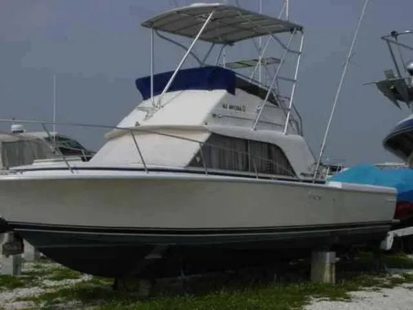 Slide: The Image of Phoenix Bass Boat Convertible 1985 - 0