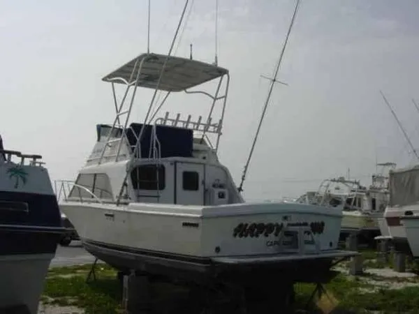 Slide: The Image of Phoenix Bass Boat Convertible 1985 - 2