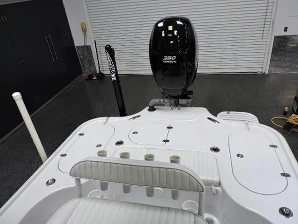 Slide: The Image of Yellowfin Center Console 2009 - 11