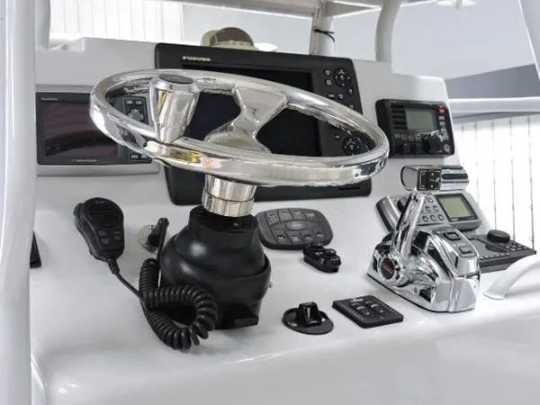 Slide: The Image of Yellowfin Center Console 2009 - 2