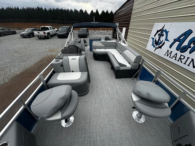 Slide: The Image of Avalon Venture 19 QUAD FISH-90HP 2026 - 4