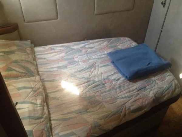 Slide: The Image of Chris Craft1 Double Cabin 1985 - 10