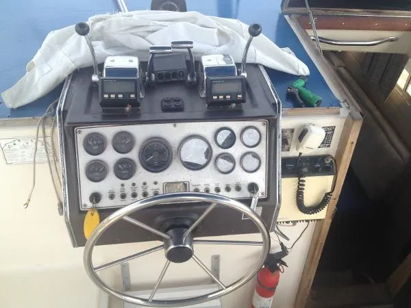 Slide: The Image of Chris Craft1 Double Cabin 1985 - 4
