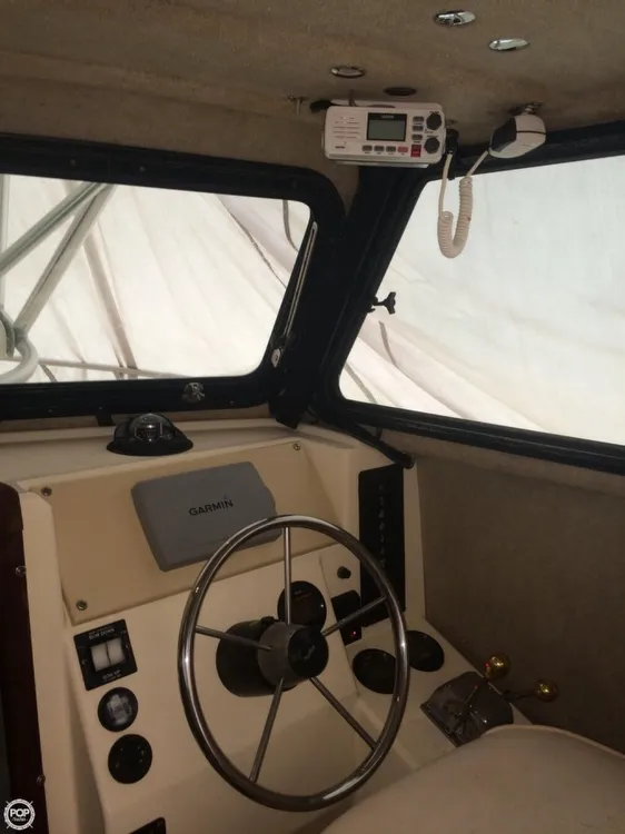 Slide: The Image of Parker 2520 Sport Cabin 1999 - 10