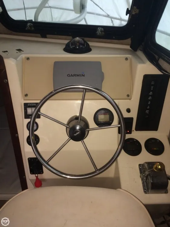 Slide: The Image of Parker 2520 Sport Cabin 1999 - 9