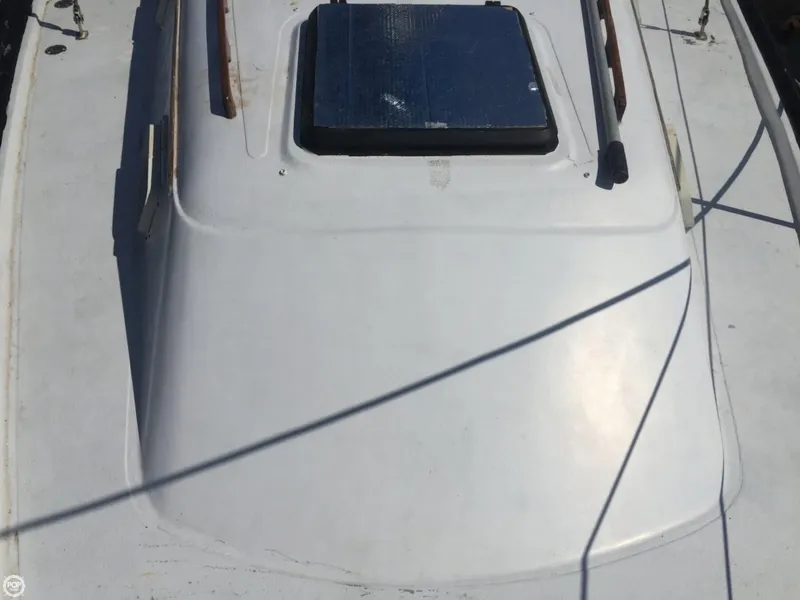 Slide: The Image of Hunter 36 1980 - 10