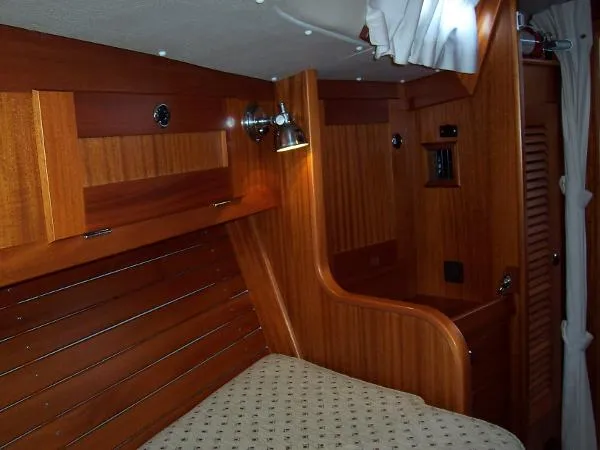 Slide: The Image of Hallberg Rassy 36 MK II 2002 - 3