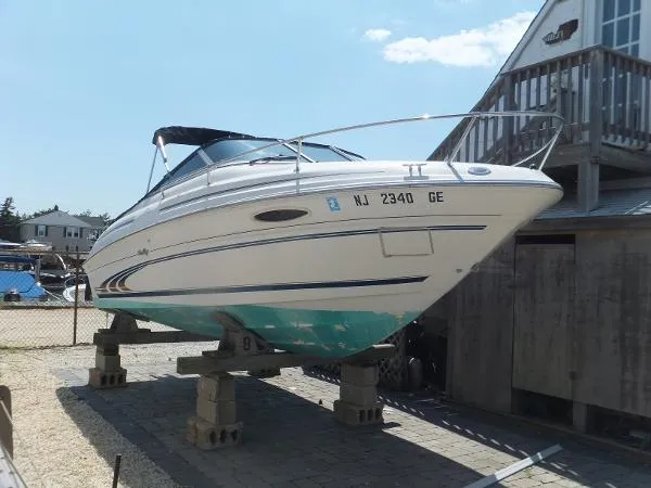 Slide: The Image of Sea Ray 215 Express Cruiser 1997 - 0