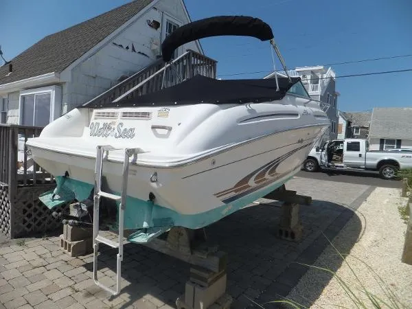 Slide: The Image of Sea Ray 215 Express Cruiser 1997 - 1