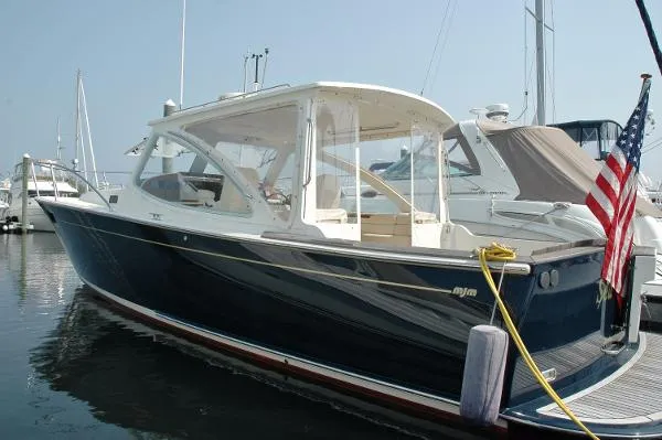 Slide: The Image of MJM YACHTS 34z Express Hardtop 2006 - 1