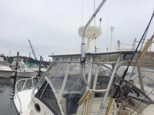 Slide: The Image of Albemarle 280 Express Fisherman 2000 - 2