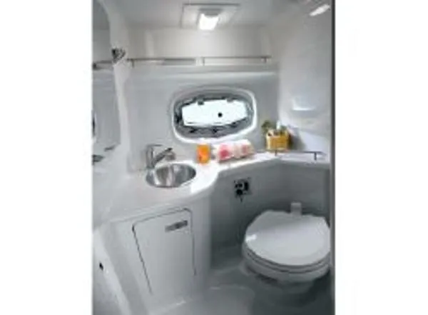 Slide: The Image of Sea Ray 280 Sundancer 2012 - 8