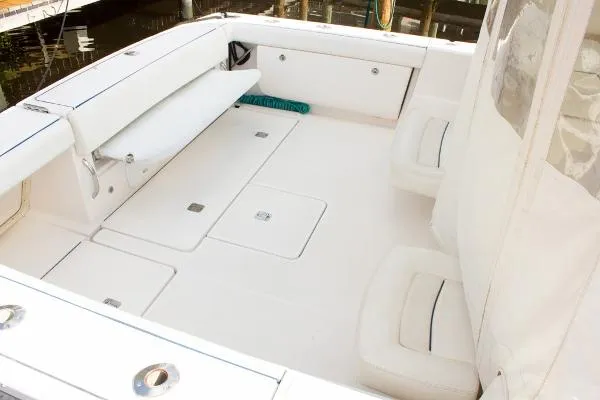 Slide: The Image of Tiara 3600 Open 2005 - 9