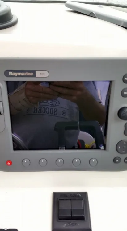 Slide: The Image of Wellcraft 270 Coastal 2004 - 5