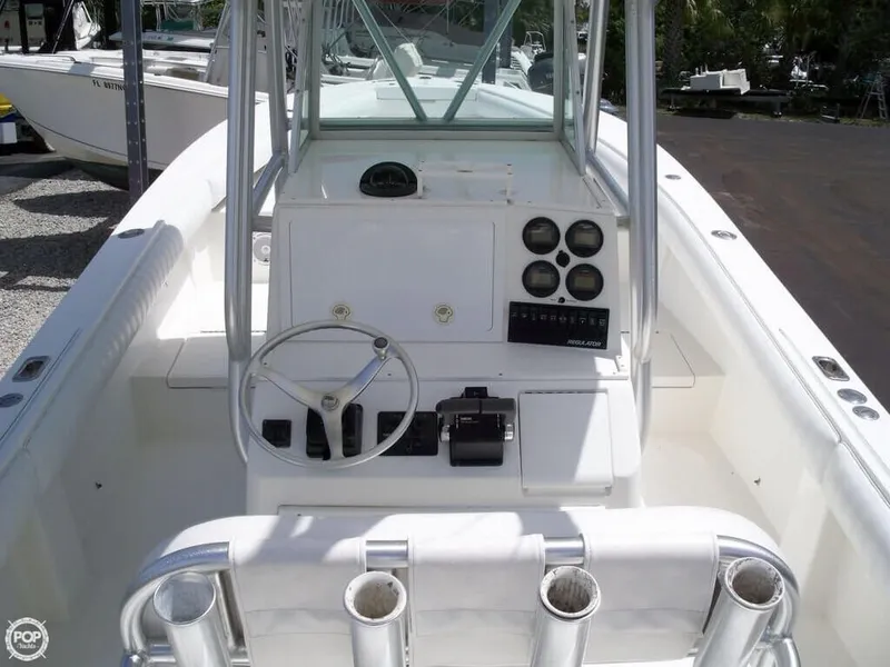 Slide: The Image of Regulator Marine 26 FS 2002 - 9