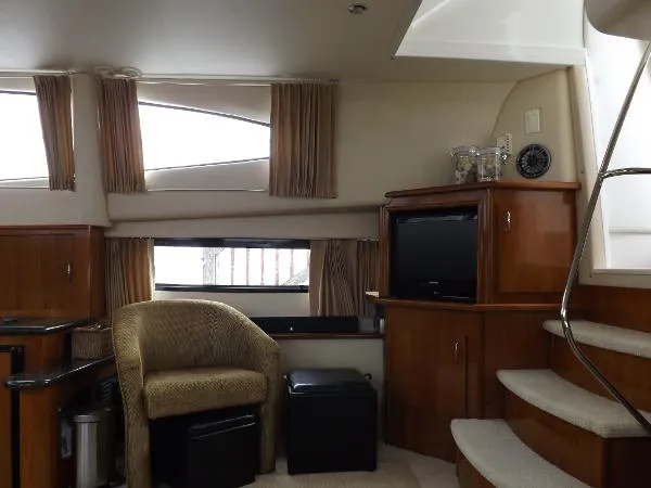 Slide: The Image of Carver Yachts 366 Motor Yacht 2004 - 8