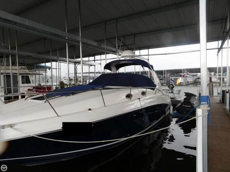 Slide: The Image of Sea Ray 320 Sundancer 2004 - 4