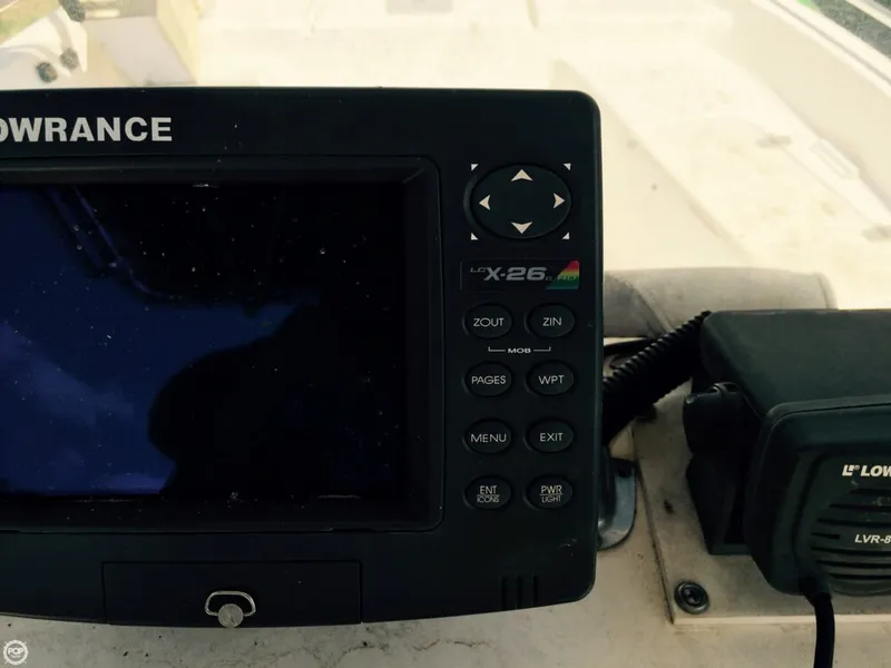 Slide: The Image of Century 2101 CC Bay Boat 2004 - 4