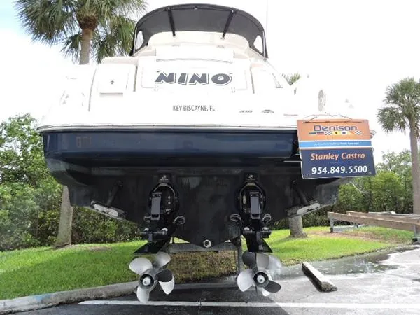 Slide: The Image of Sea Ray 310 Sundancer 2012 - 9