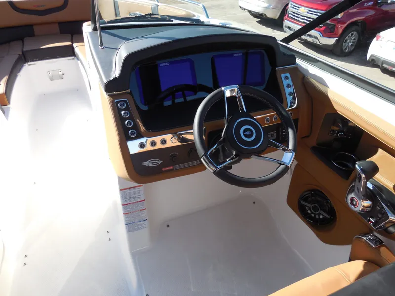 Slide: The Image of Chaparral 30 Surf 2026 - 10