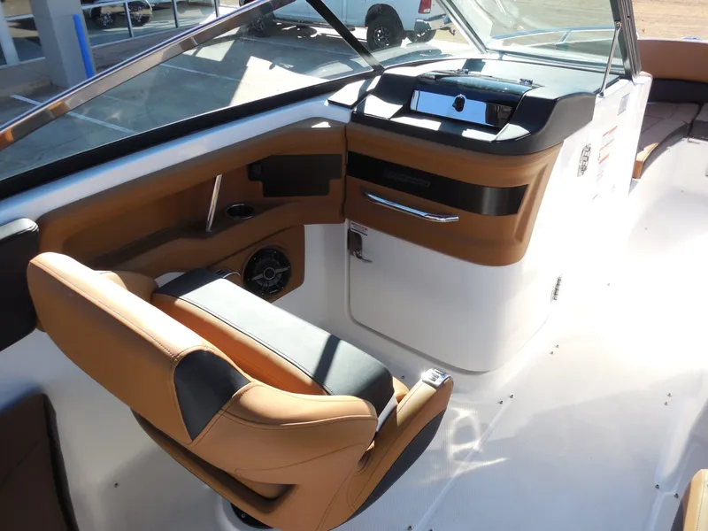 Slide: The Image of Chaparral 30 Surf 2026 - 11