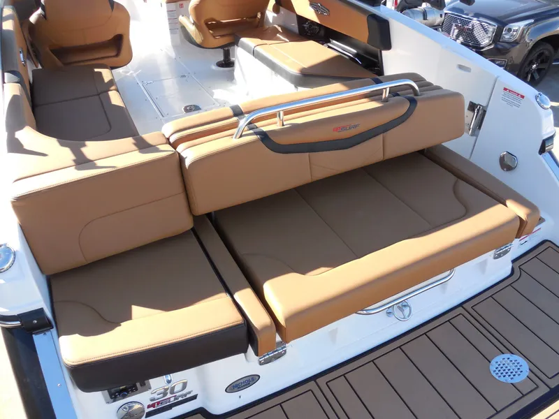 Slide: The Image of Chaparral 30 Surf 2026 - 8