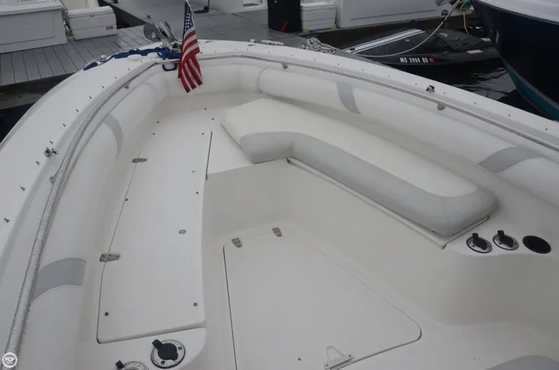 Slide: The Image of Boston Whaler 270 Outrage 2003 - 10