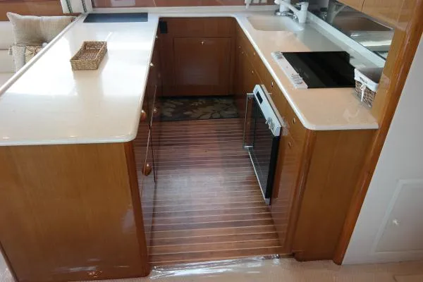 Slide: The Image of Viking 56' Convertible 2004 - 9