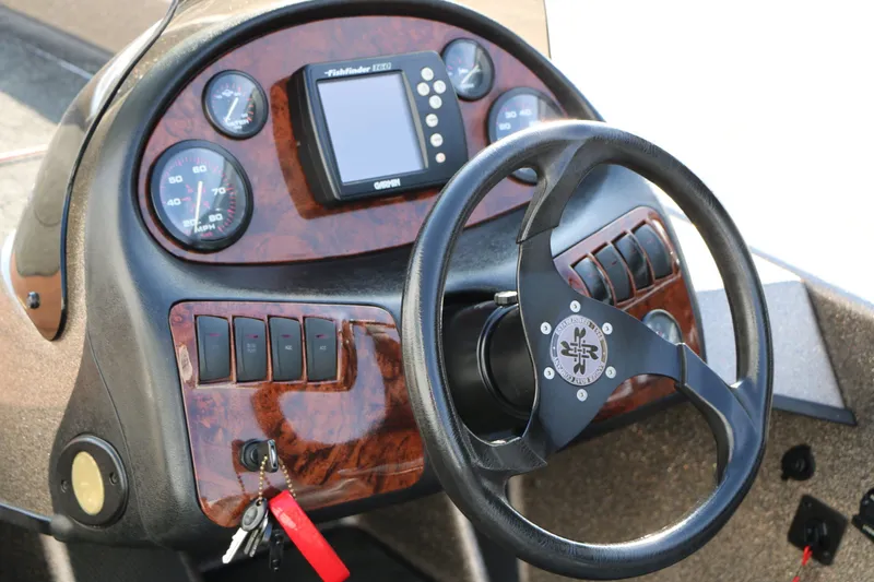 Slide: The Image of Ranger 185 VS 2004 - 22