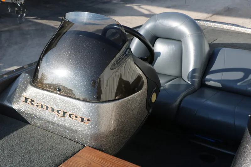 Slide: The Image of Ranger 185 VS 2004 - 30