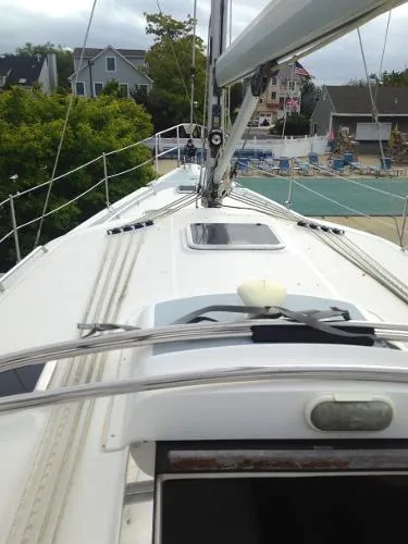 Slide: The Image of Hunter 44 Deck Salon 2004 - 2