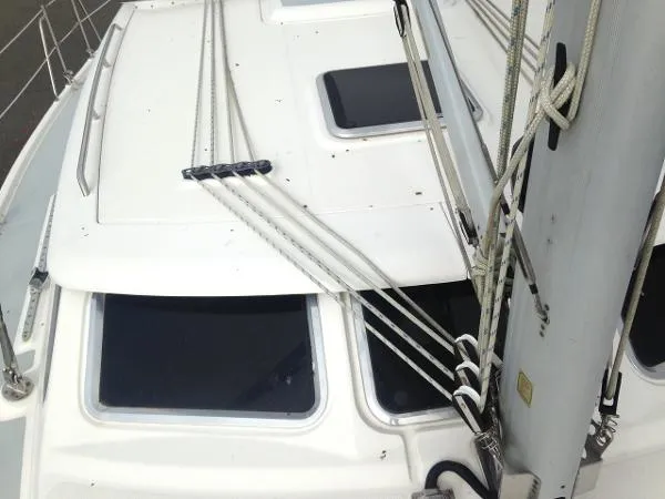 Slide: The Image of Hunter 44 Deck Salon 2004 - 7