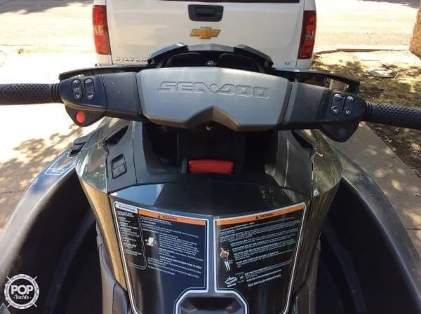 Slide: The Image of Sea-Doo GTX Limited iS 260 2015 - 3