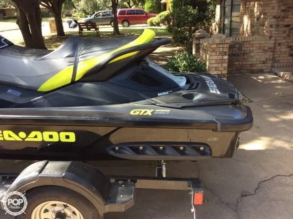 Slide: The Image of Sea-Doo GTX Limited iS 260 2015 - 4